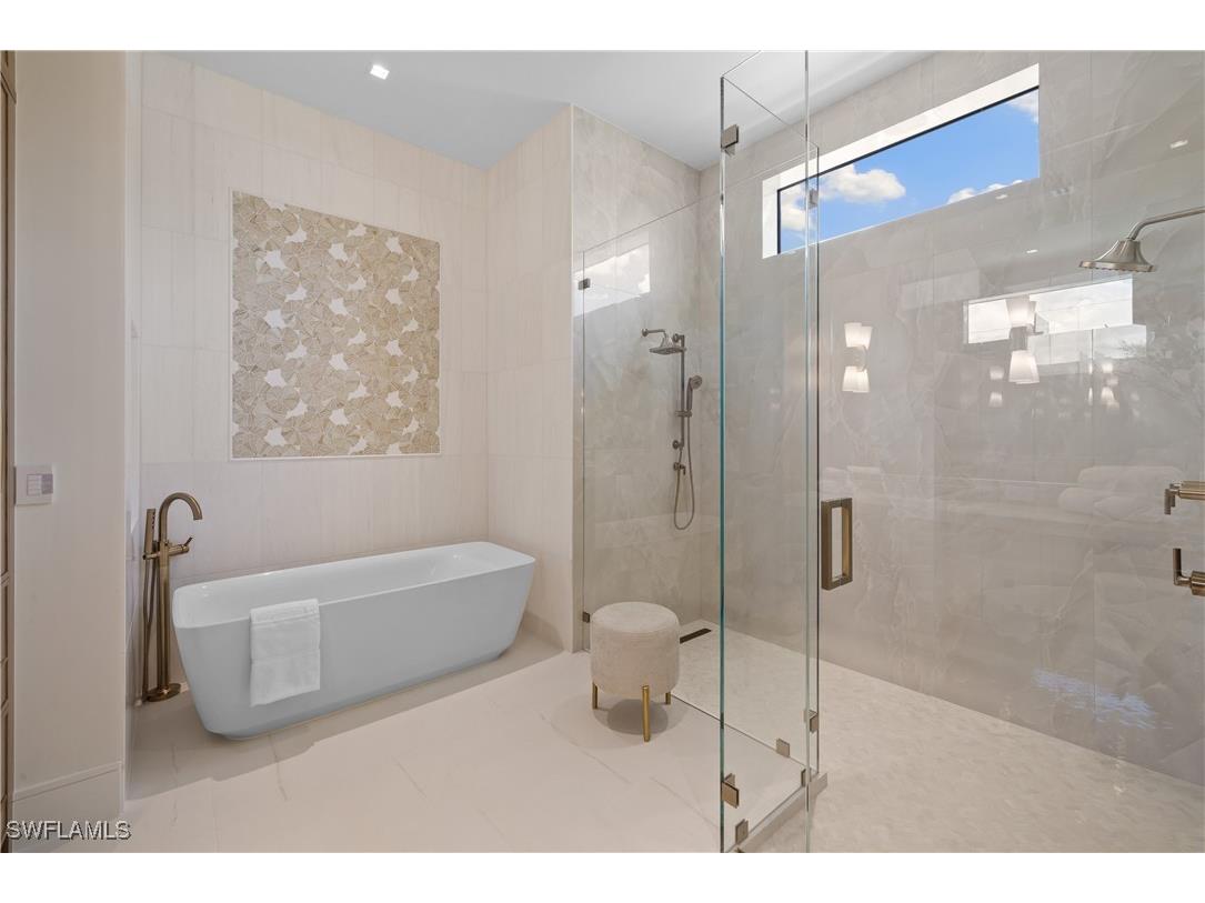 850 10th Street N Naples FL 34102 225056335 image22