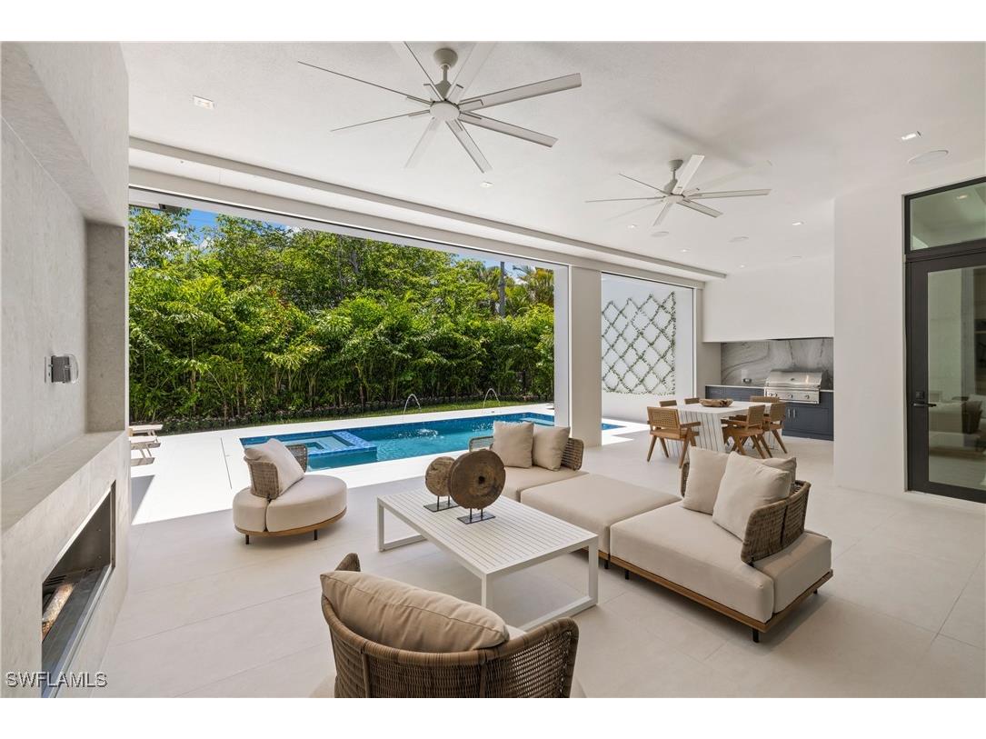 850 10th Street N Naples FL 34102 225056335 image26