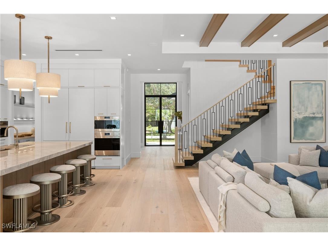 850 10th Street N Naples FL 34102 225056335 image8