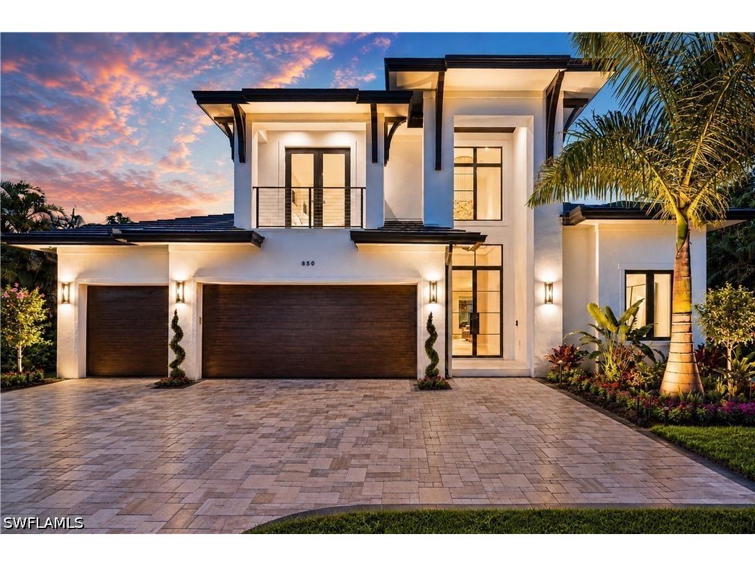 850 10th Street N Naples FL 34102 226024509 image1