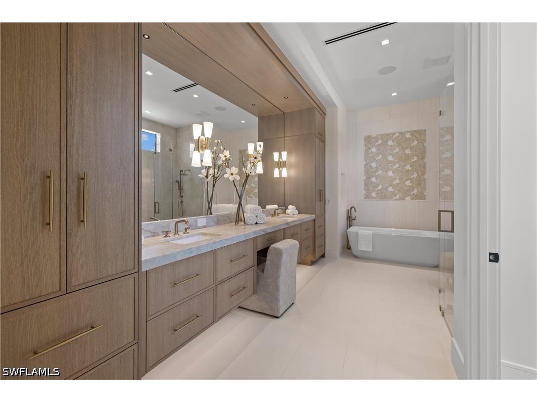 850 10th Street N Naples FL 34102 226024509 image17