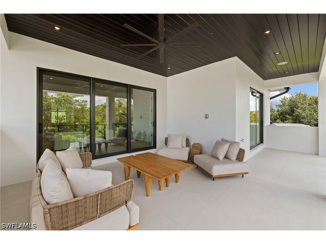 850 10th Street N Naples FL 34102 226024509 image40
