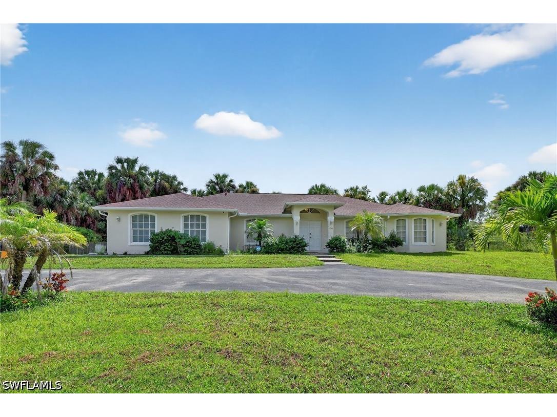 850 29th Street SW Naples FL 34117 226015859 image2