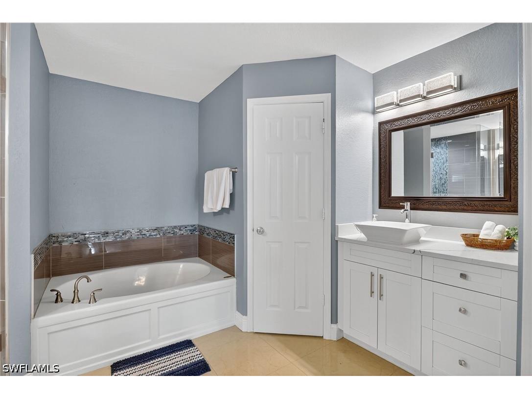 850 29th Street SW Naples FL 34117 226015859 image8