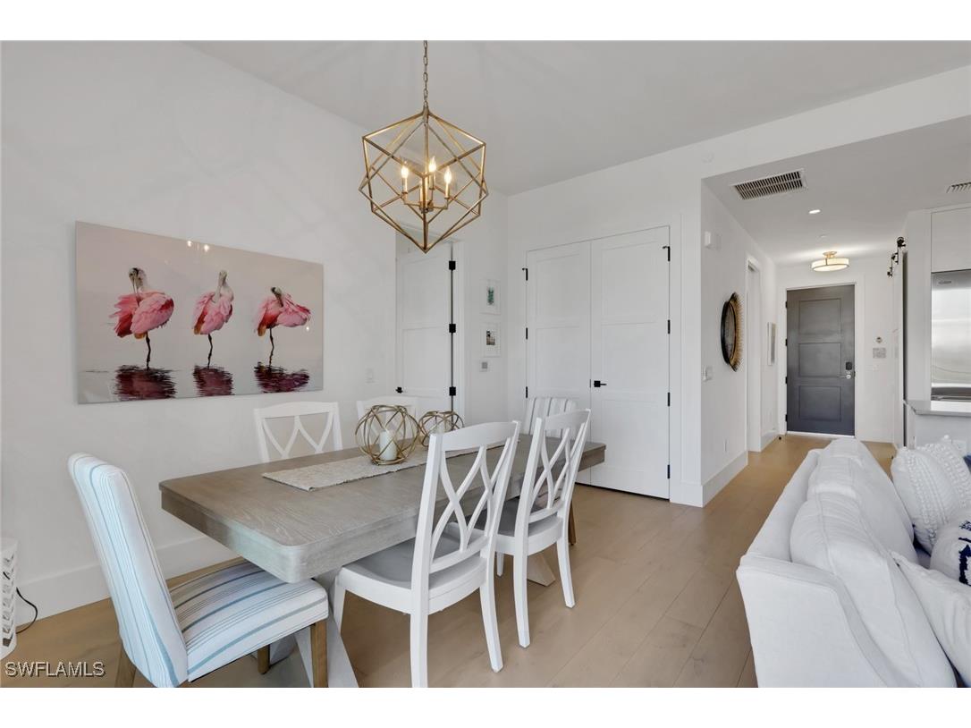 850 Central #303 Naples FL 34102 225079831 image14
