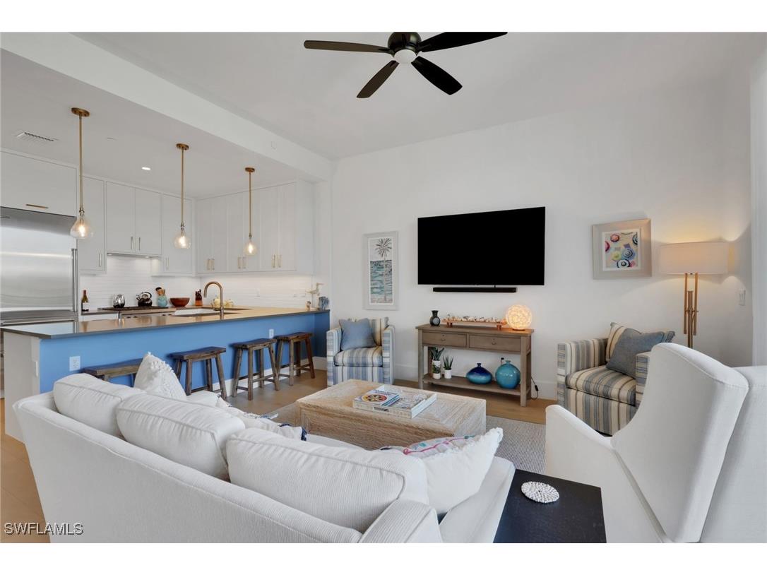 850 Central #303 Naples FL 34102 225079831 image9