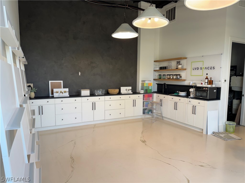 850 Central Avenue #140 Naples FL 34102 226008994 image3