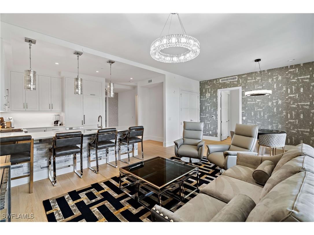 850 Central Avenue #202 Naples FL 34102 225077436 image3