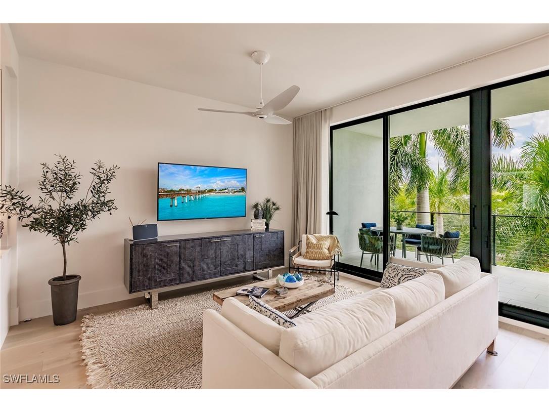 850 Central Avenue #203 Naples FL 34135 225060692 image11