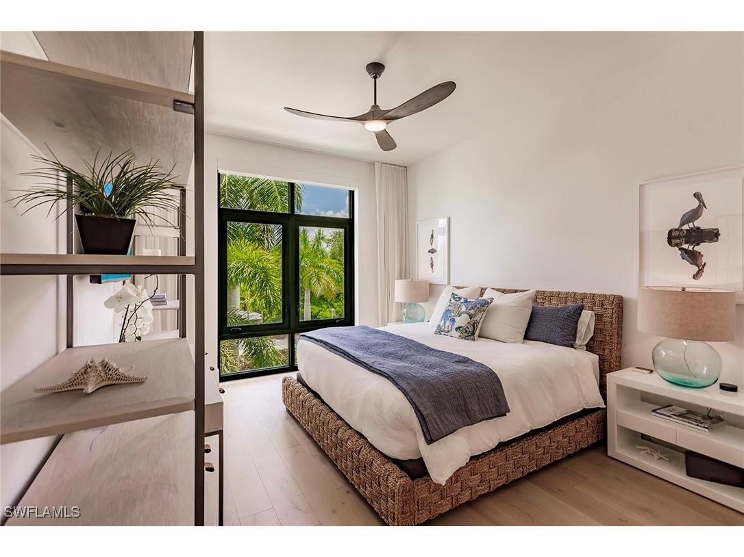 850 Central Avenue #203 Naples FL 34135 225060692 image15