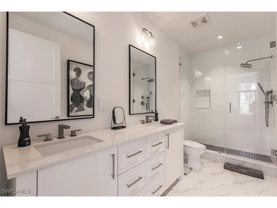 850 Central Avenue #203 Naples FL 34135 225060692 image19