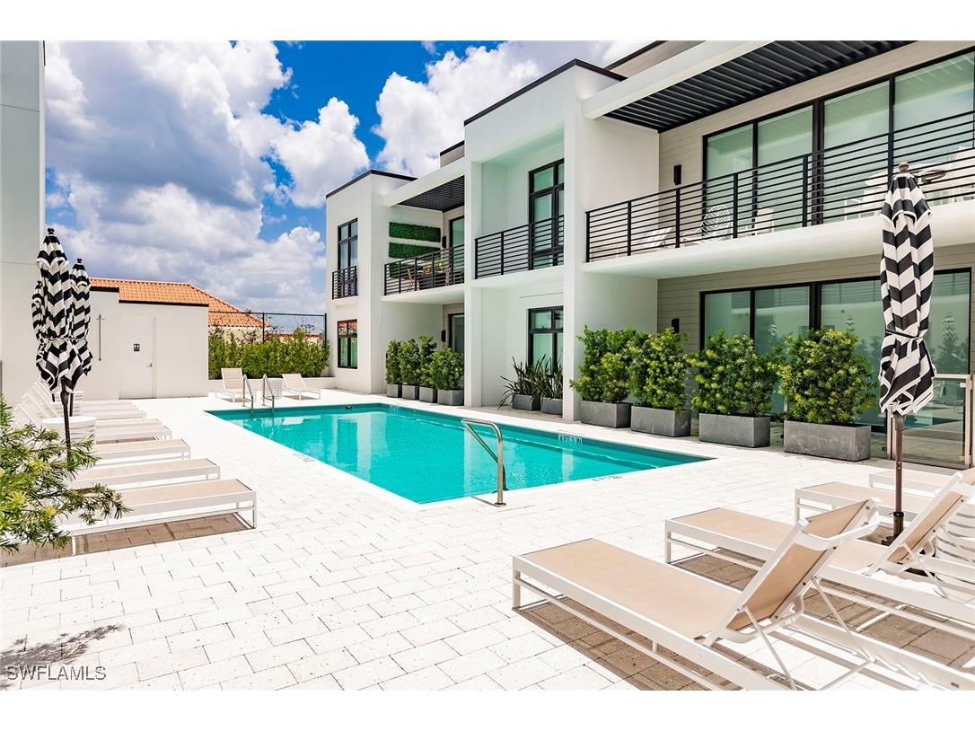 850 Central Avenue #203 Naples FL 34135 225060692 image31