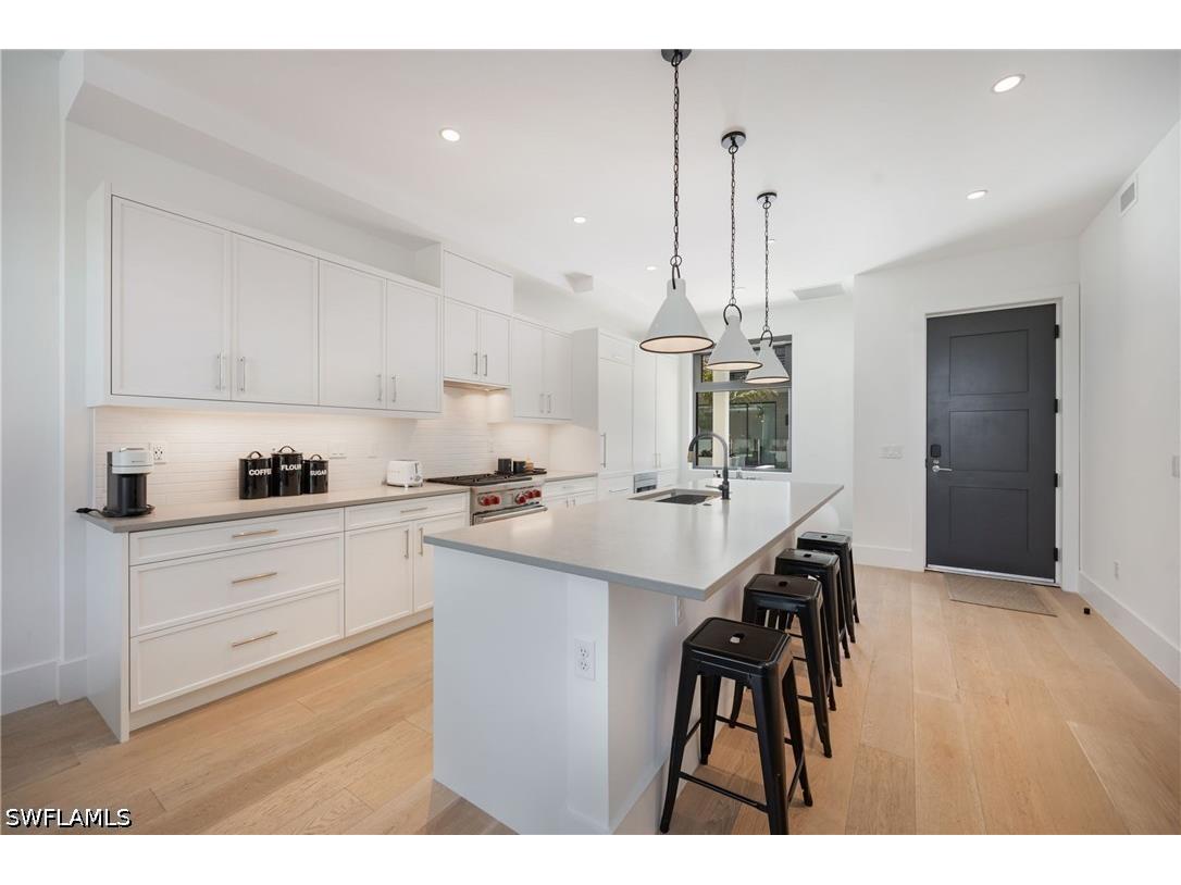 850 Central Avenue #204 Naples FL 34102 226013044 image3