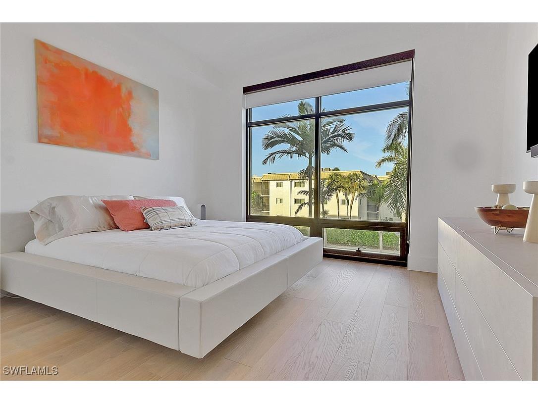 850 Central Avenue #205 Naples FL 34102 225075094 image20