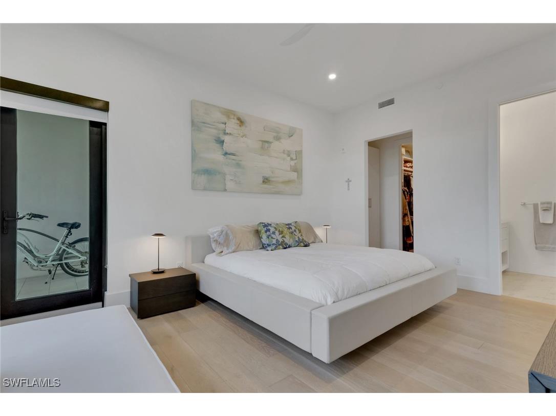 850 Central Avenue #205 Naples FL 34102 225075094 image24