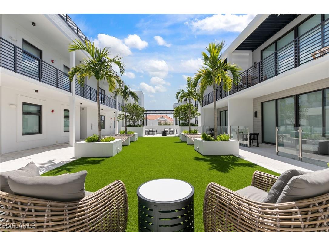 850 Central Avenue #207 Naples FL 34102 224102517 image21