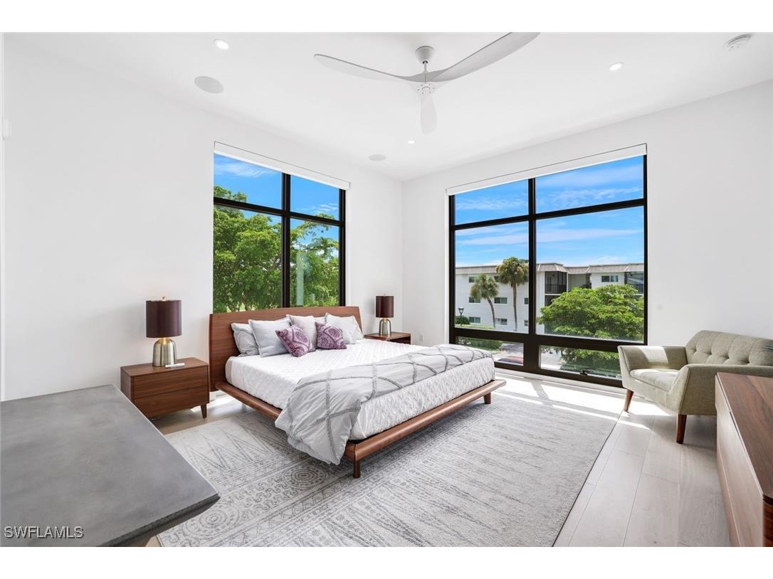 850 Central Avenue #207 Naples FL 34102 225061779 image10