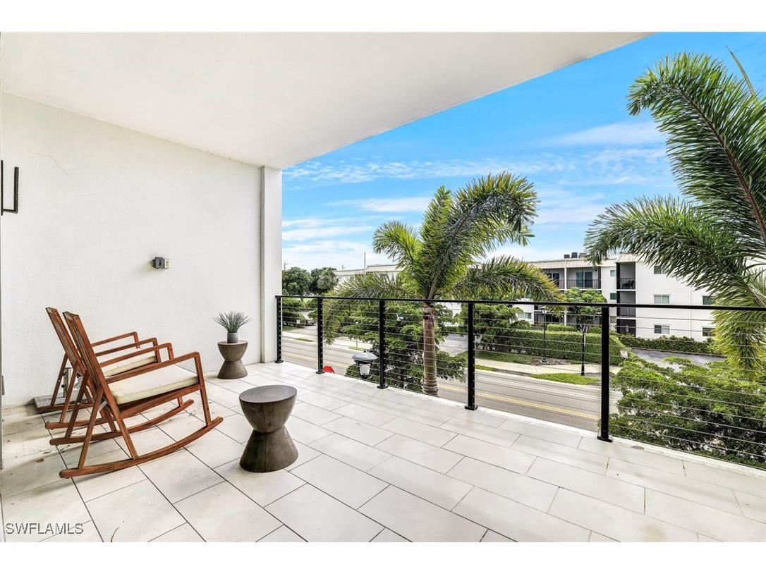 850 Central Avenue #207 Naples FL 34102 225061779 image18