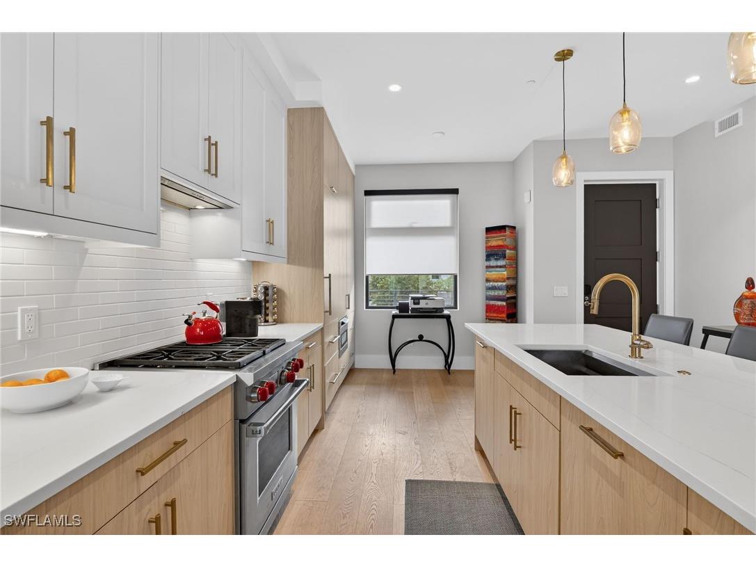 850 Central Avenue #208 Naples FL 34102 226004727 image19