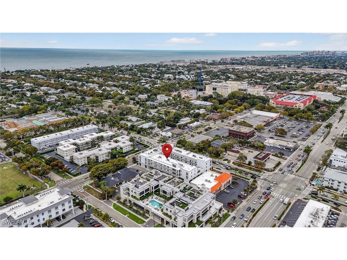 850 Central Avenue #208 Naples FL 34102 226004727 image37