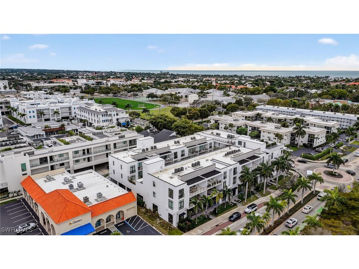 850 Central Avenue #208 Naples FL 34102 226004727 image39