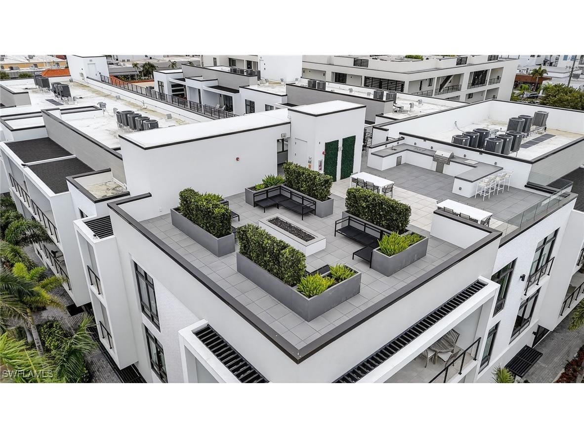 850 Central Avenue #208 Naples FL 34102 226004727 image40