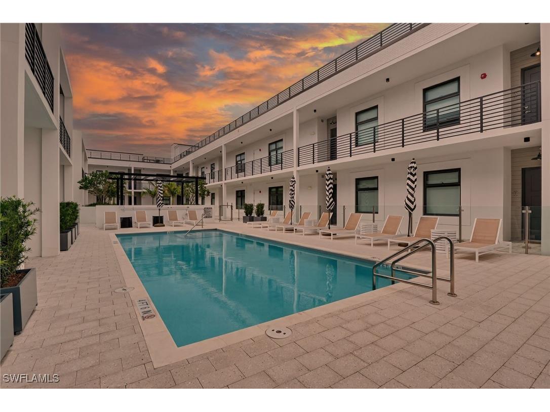 850 Central Avenue #208 Naples FL 34102 226004727 image7