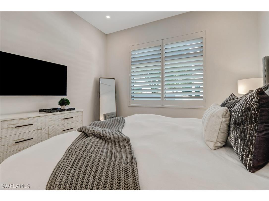 850 Central Avenue #209 Naples FL 34102 226007807 image15