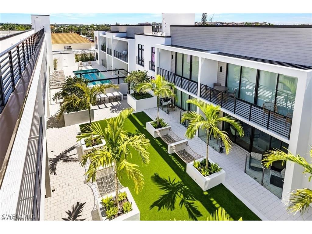 850 Central Avenue #209 Naples FL 34102 226007807 image2