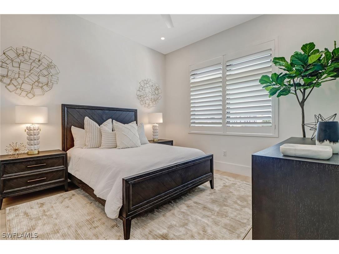 850 Central Avenue #209 Naples FL 34102 226007807 image20