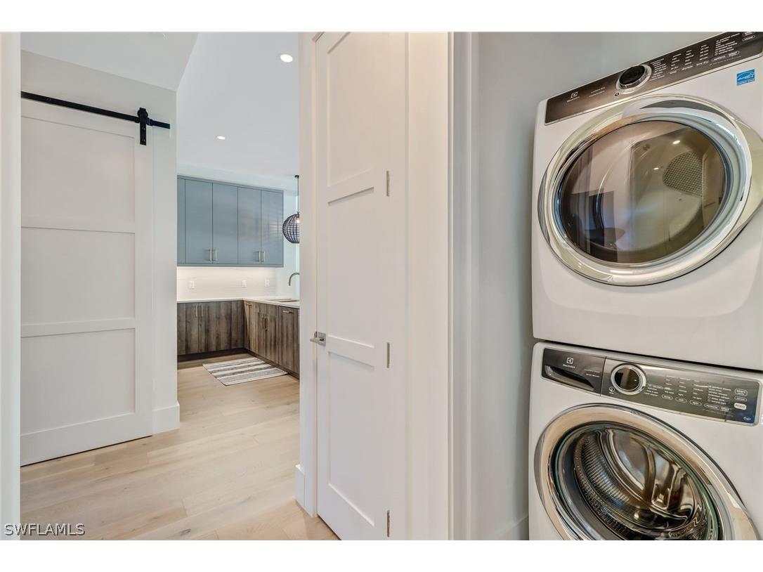 850 Central Avenue #209 Naples FL 34102 226007807 image26