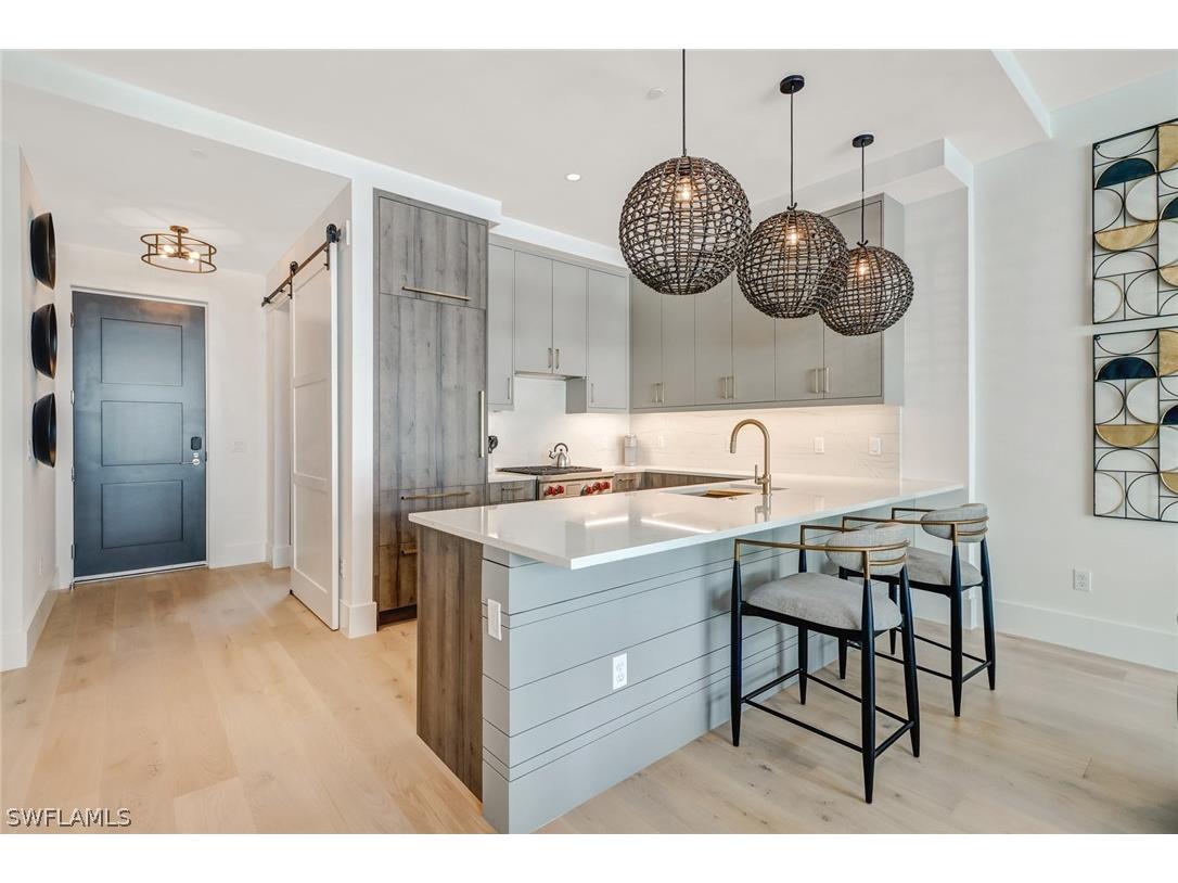 850 Central Avenue #209 Naples FL 34102 226007807 image5