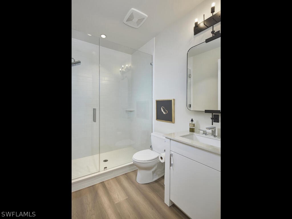 850 Central Avenue #301 Naples FL 34102 226008186 image17