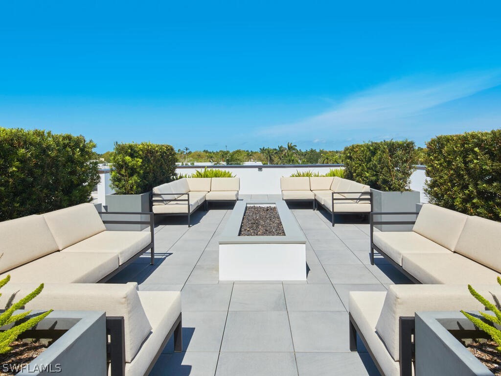 850 Central Avenue #301 Naples FL 34102 226008186 image22