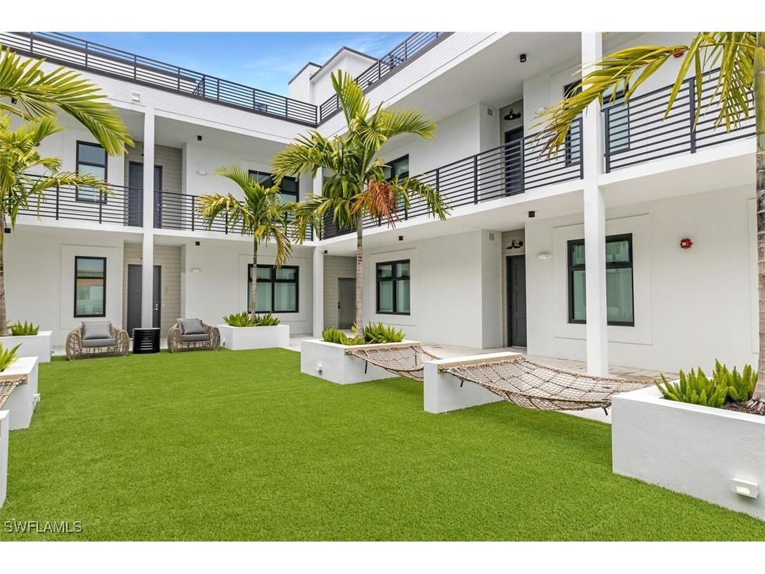 850 Central Avenue #305 Naples FL 34102 225075922 image21