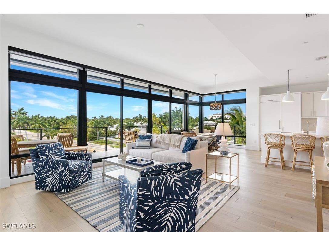 850 Central Avenue #305 Naples FL 34102 225075922 image4