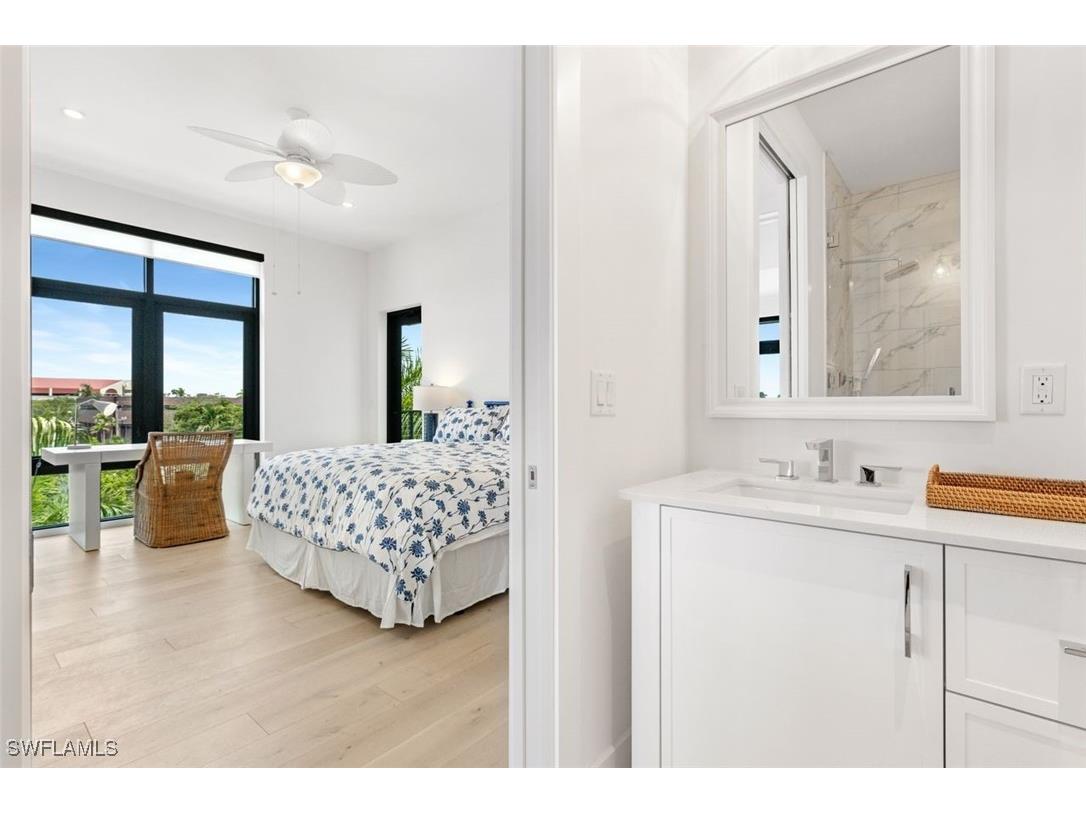 850 Central Avenue #305 Naples FL 34102 225075922 image9