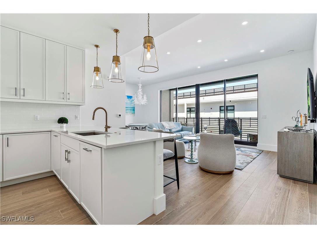 850 Central Avenue #310 Naples FL 34102 225078260 image18