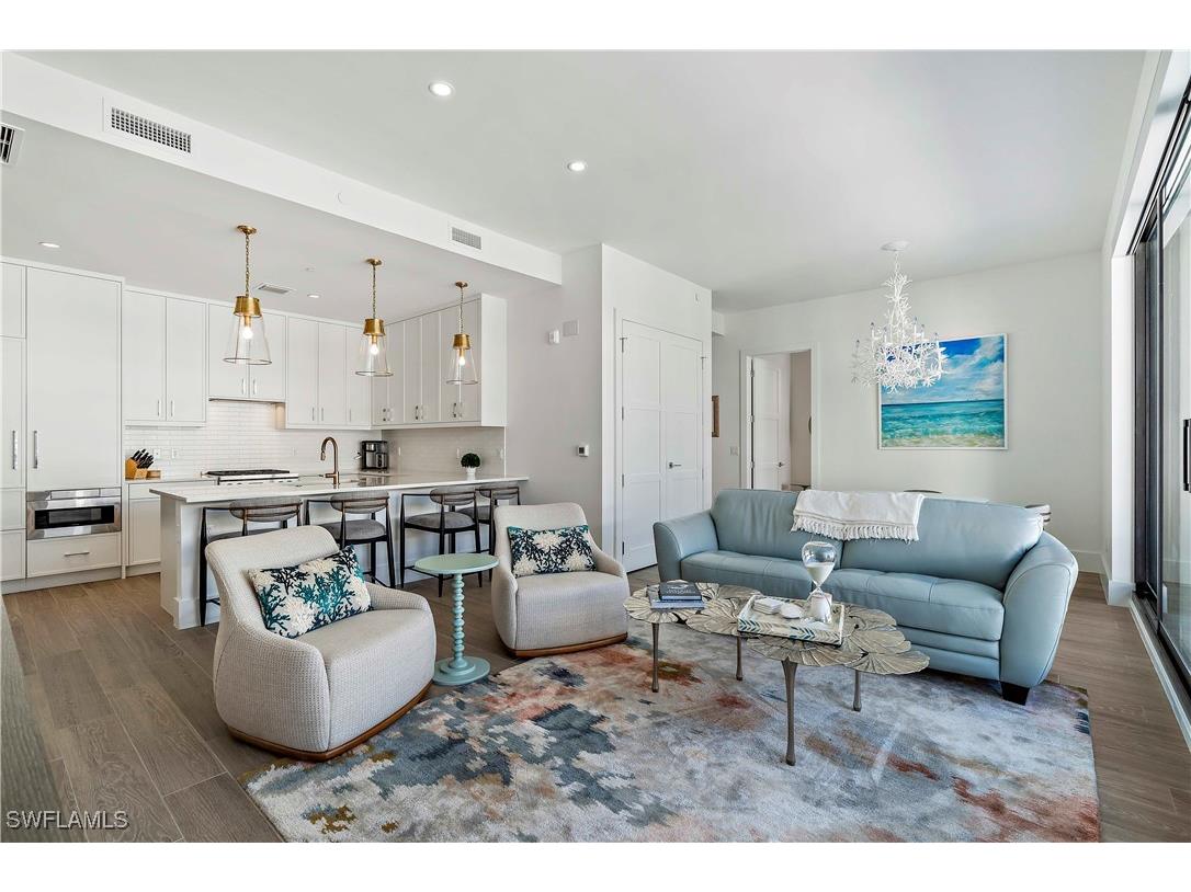 850 Central Avenue #310 Naples FL 34102 225078260 image2