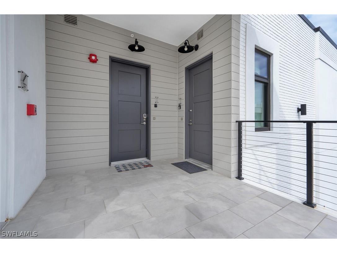 850 Central Avenue #311 Naples FL 34102 226009017 image2