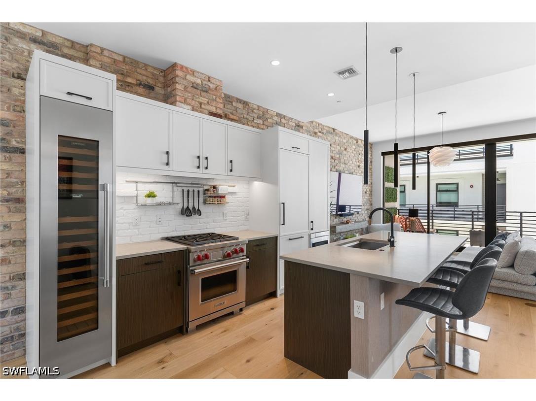 850 Central Avenue #311 Naples FL 34102 226019603 image2