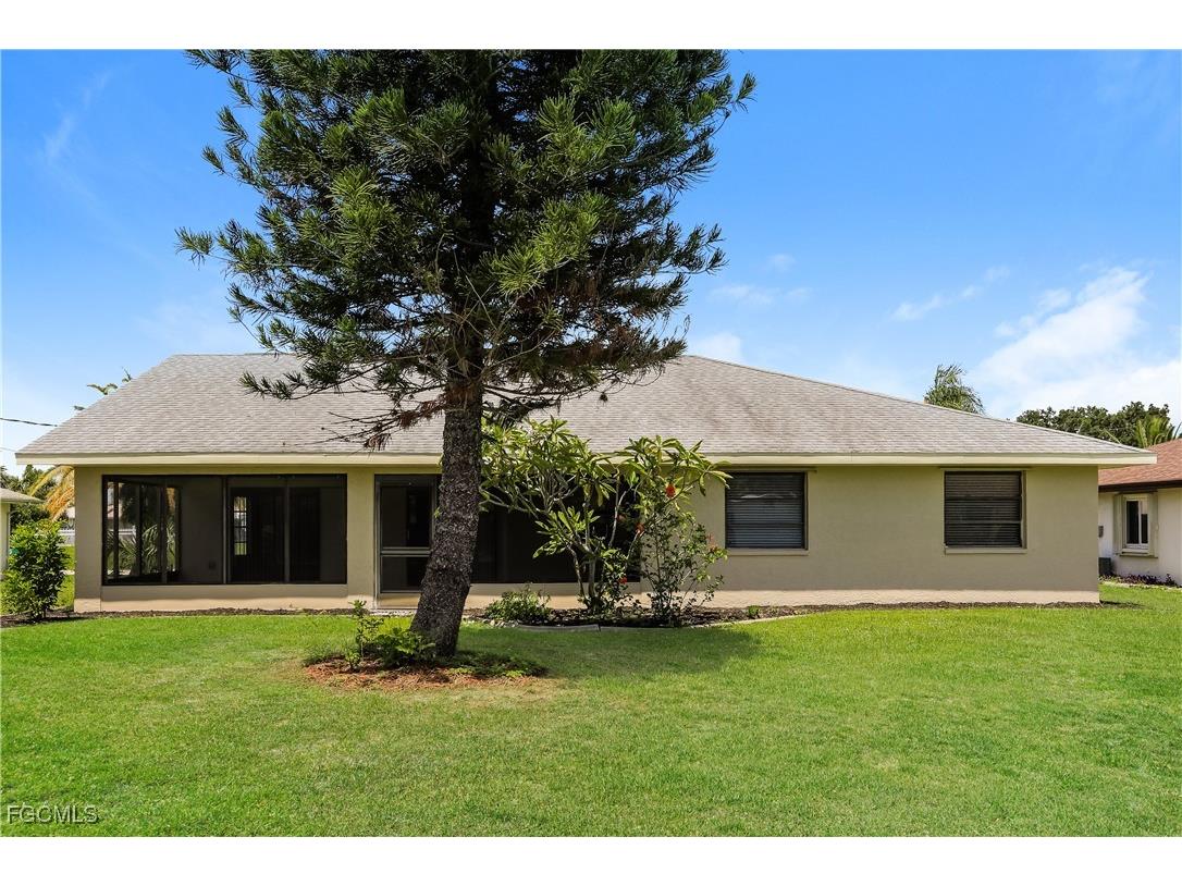 850 Forest Hill Lane NW Port Charlotte FL 33948 2025021751 image15