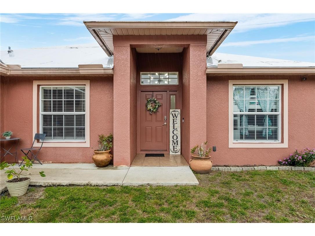 850 Fullerton Avenue S Lehigh Acres FL 33974 224004661 image1
