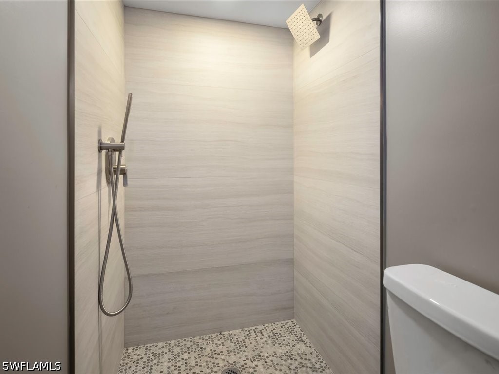 850 Palm Street #E2 Marco Island FL 34145 226012728 image15