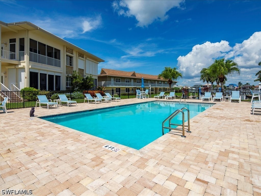 850 Palm Street #E2 Marco Island FL 34145 226012728 image21