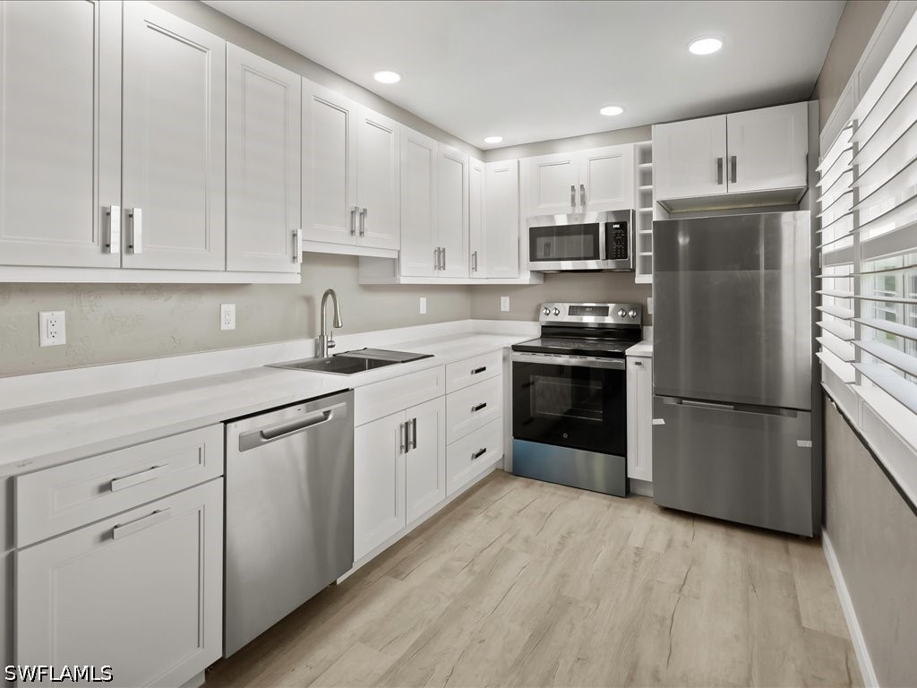 850 Palm Street #E2 Marco Island FL 34145 226012728 image5