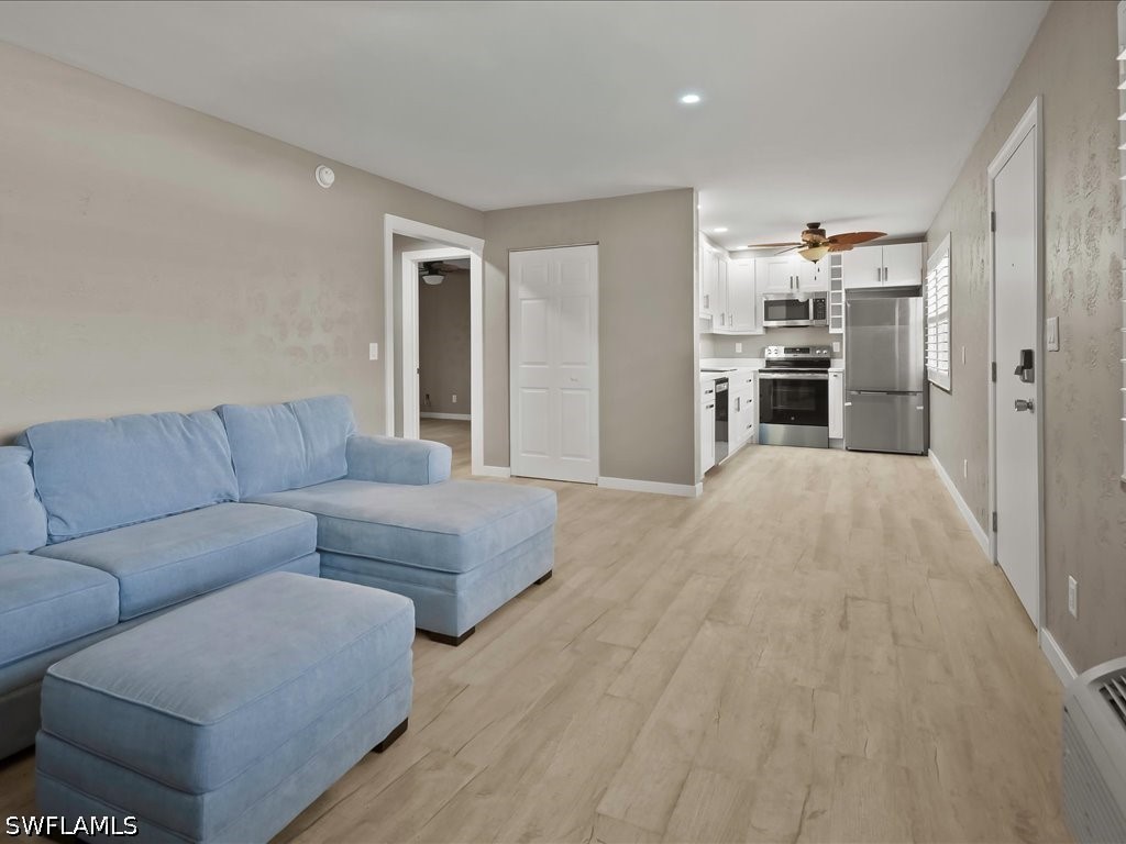 850 Palm Street #E2 Marco Island FL 34145 226012728 image8