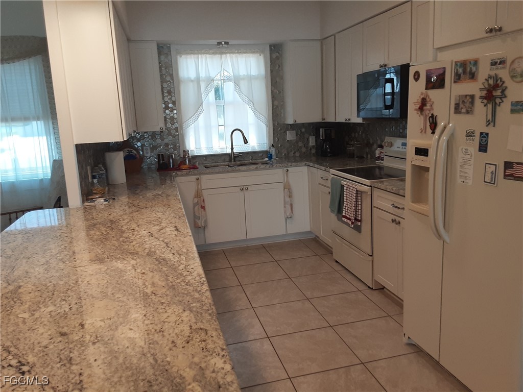 850 SE 1st Terrace Cape Coral FL 33990 2025022763 image8