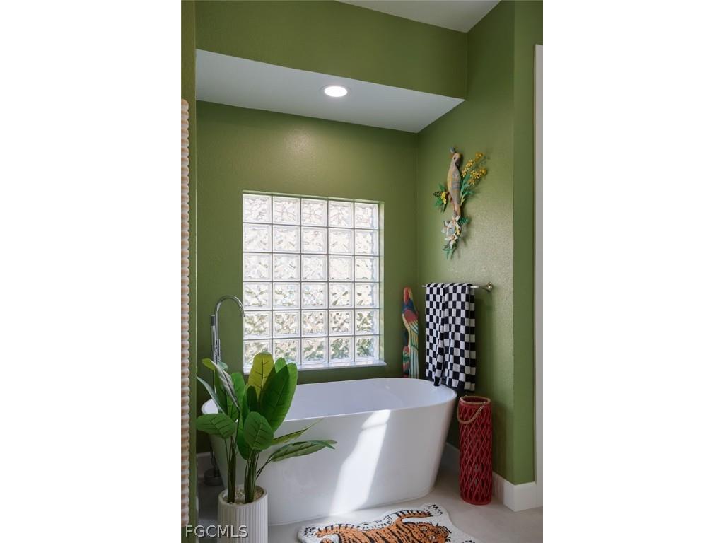 8500 Southwind Bay Circle Fort Myers FL 33908 2025013103 image21