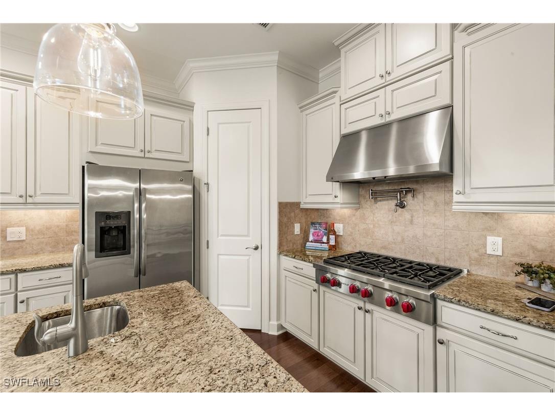 8502 Palacio Terrace N Naples FL 34114 225064331 image10